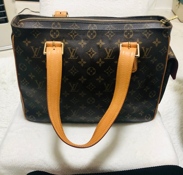 ルイヴィトン　モノグラム　ミュルティプリシテ（ブランドバッグ）の商品画像 - 査定依頼日：2025年2月7日 - 最高査定価格：140,000円