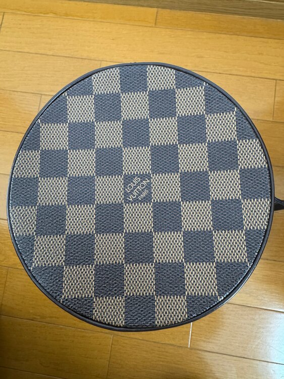 パピヨン30（ブランドバッグ）の商品画像 - 査定依頼日：2025年3月22日 - 最高査定価格：63,000円