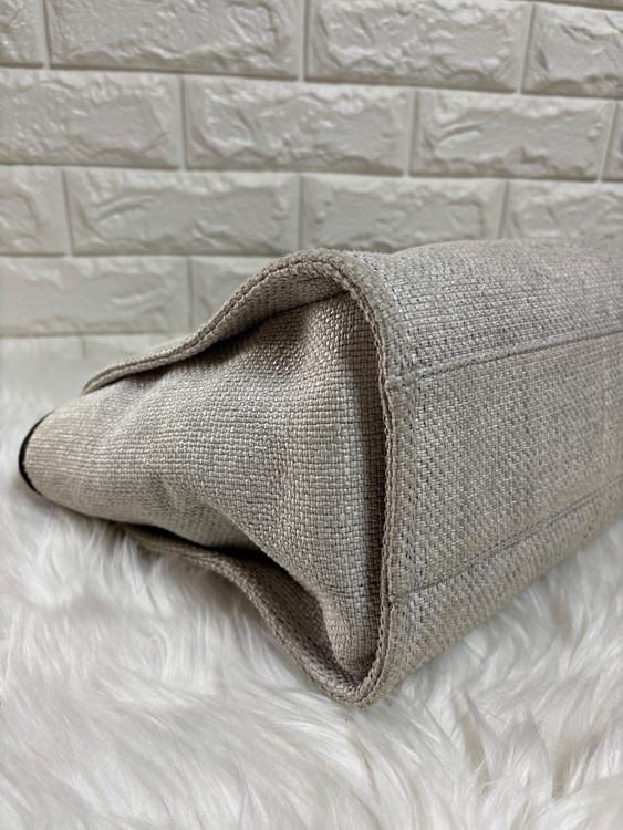 シャネル ココマーク ドーヴィル キャンバス ショルダーバッグ ホワイト（ブランドバッグ）の商品画像 - 査定依頼日：2025年11月15日