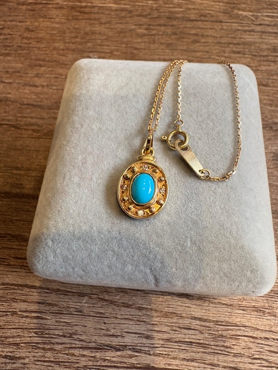 ターコイズネックレス（宝石）の商品画像 - 査定依頼日：2025年10月4日 - 最高査定価格：180,000円