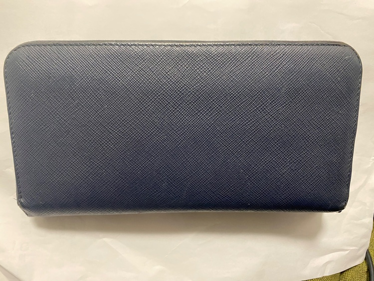 プラダ  （ブランドバッグ）の商品画像 - 査定依頼日：2026年1月8日 - 最高査定価格：20,000円