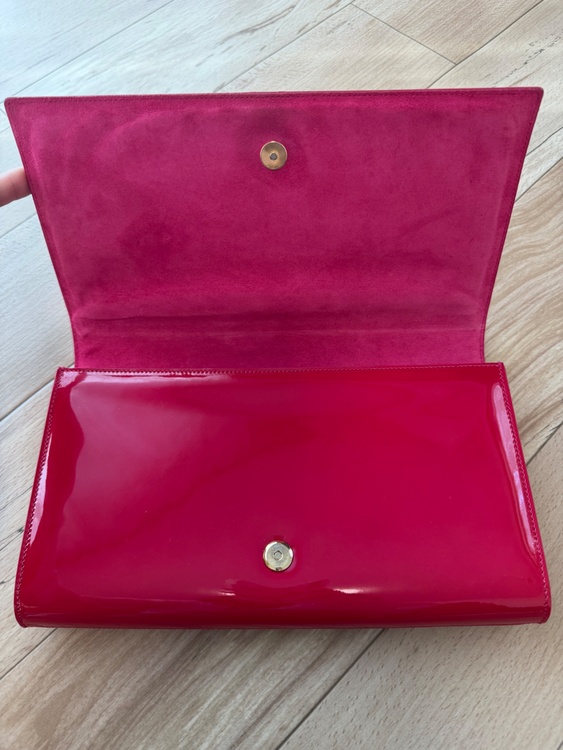 クラッチバッグ　（ブランドバッグ）の商品画像 - 査定依頼日：2026年2月15日 - 最高査定価格：20,000円