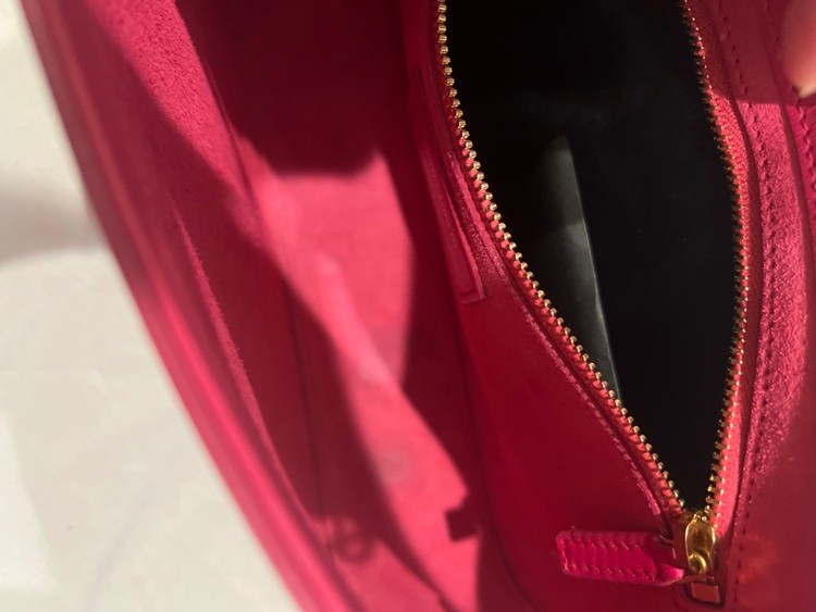 le 5 à 7（ブランドバッグ）の商品画像 - 査定依頼日：2025年10月10日 - 最高査定価格：113,000円