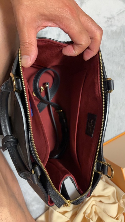 不明（ブランドバッグ）の商品画像 - 査定依頼日：2025年7月26日 - 最高査定価格：270,000円