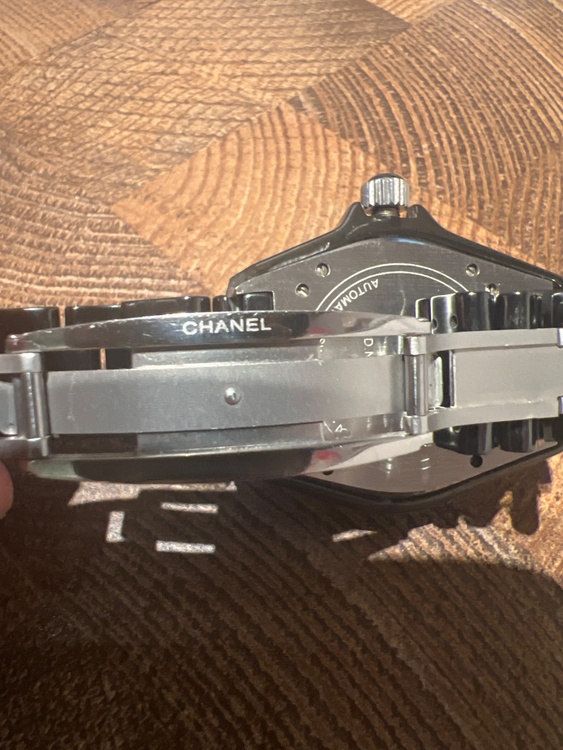 シャネル J12 DN0238（高級時計）の商品画像 - 査定依頼日：2025年12月28日 - 最高査定価格：530,000円