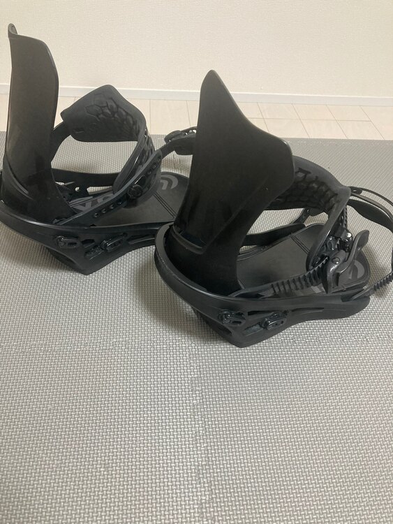 FLUX DS（その他のスポーツ用品）の商品画像 - 査定依頼日：2024年5月5日