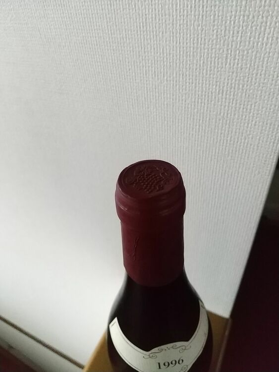 ジャッキー トルショー クロ ド ラ ロッシュ グラン クリュ 750ml 19（お酒）の商品画像 - 査定依頼日：2025年8月16日 - 最高査定価格：275,000円