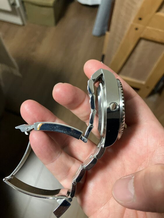 ロレックス シードゥエラー 13666（高級時計）の商品画像 - 査定依頼日：2025年3月23日 - 最高査定価格：2,200,000円