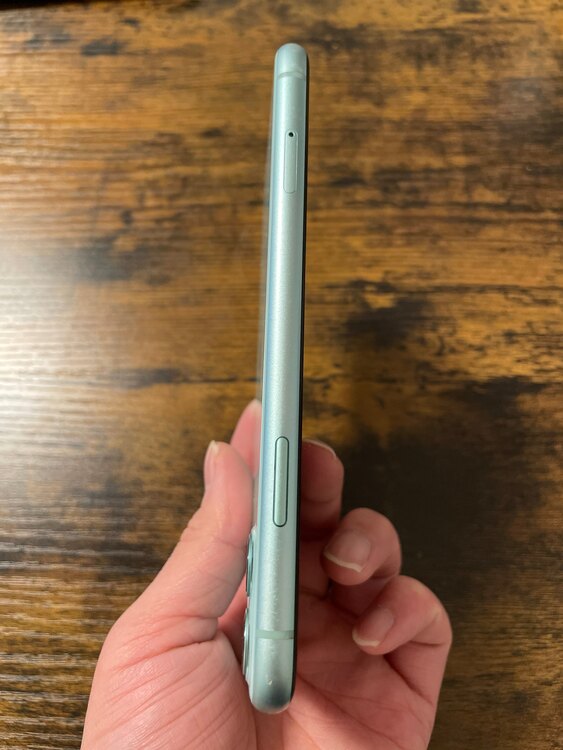 iPhone11 128GB SIMフリー（スマホ）の商品画像 - 査定依頼日：2025年1月16日 - 最高査定価格：26,000円