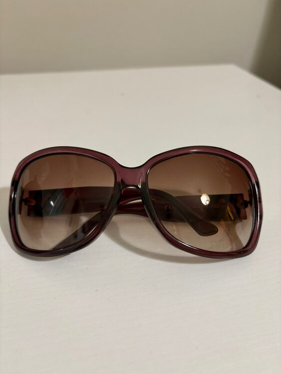 サングラス（古着・ファッション）の商品画像 - 査定依頼日：2025年3月3日 - 最高査定価格：3,100円