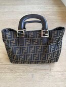 フェンディ ハンドバッグ ズッカ マンマ（ブランドバッグ）の商品画像 - 査定依頼日：2025年4月17日 - 最高査定価格：40,000円