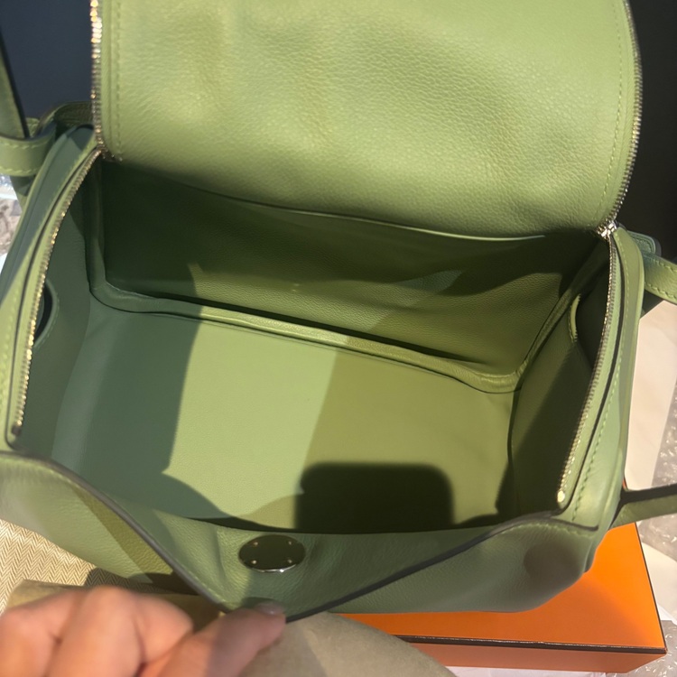 リンディ26（ブランドバッグ）の商品画像 - 査定依頼日：2025年10月23日 - 最高査定価格：900,000円