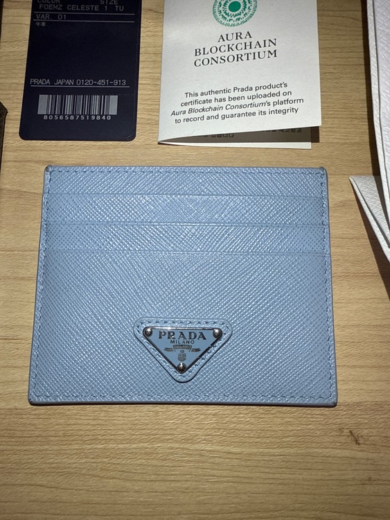 プラダ  （ブランドバッグ）の商品画像 - 査定依頼日：2025年9月24日 - 最高査定価格：30,000円