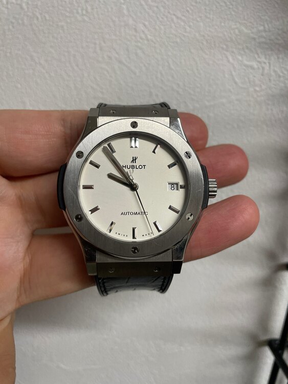 ウブロ クラシックフュージョン （高級時計）の商品画像 - 査定依頼日：2025年4月11日 - 最高査定価格：520,000円