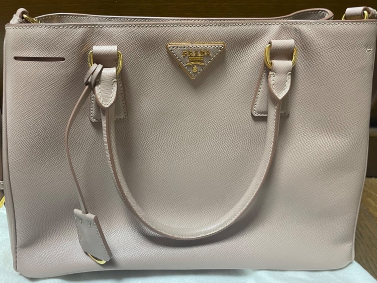 プラダ  （ブランドバッグ）の商品画像 - 査定依頼日：2025年10月11日 - 最高査定価格：80,000円