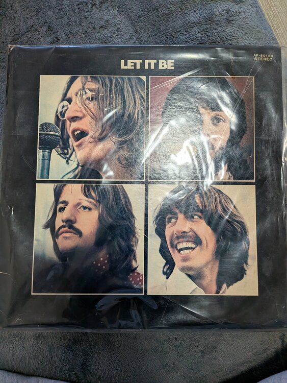 LET IT BE AP80189（レコード）の商品画像 - 査定依頼日：2026年1月11日 - 最高査定価格：200円