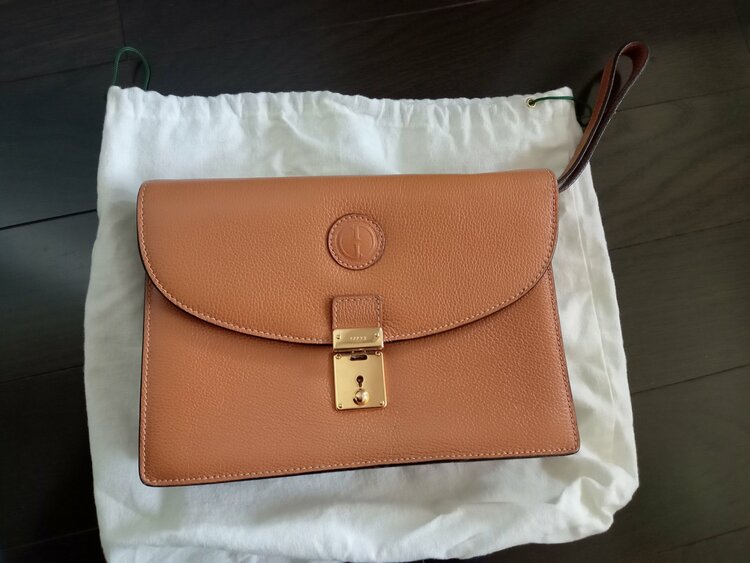 セカンドバッグ（ブランドバッグ）の商品画像 - 査定依頼日：2025年12月21日 - 最高査定価格：15,000円