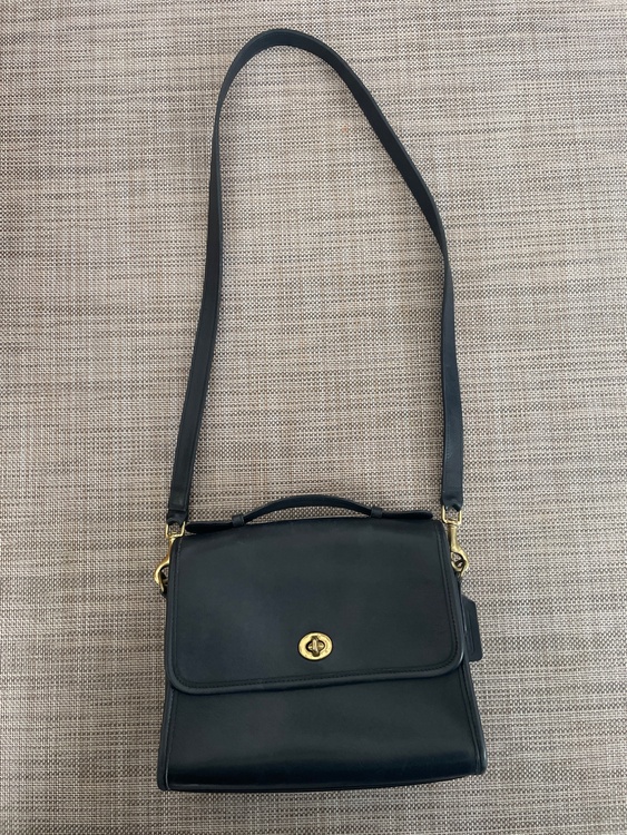 その他 コーチ （ブランドバッグ）の商品画像 - 査定依頼日：2026年3月23日 - 最高査定価格：2,500円