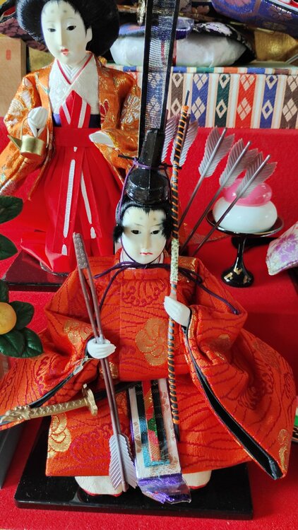雛人形（美術品・骨董品）の商品画像 - 査定依頼日：2026年7月8日 - 最高査定価格：100,000円
