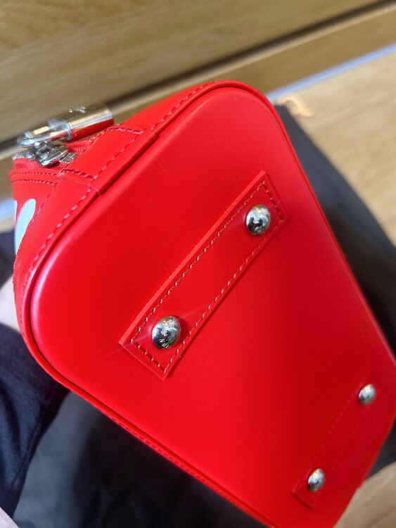 Yayoi Kusama アルマBB（ブランドバッグ）の商品画像 - 査定依頼日：2025年5月8日 - 最高査定価格：200,000円