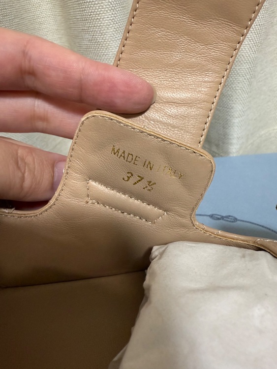 プラダ  （ブランドバッグ）の商品画像 - 査定依頼日：2025年11月3日 - 最高査定価格：60,000円