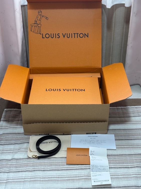 ルイヴィトンアルマbbダミエバッグ（ブランドバッグ）の商品画像 - 査定依頼日：2025年10月4日 - 最高査定価格：200,000円