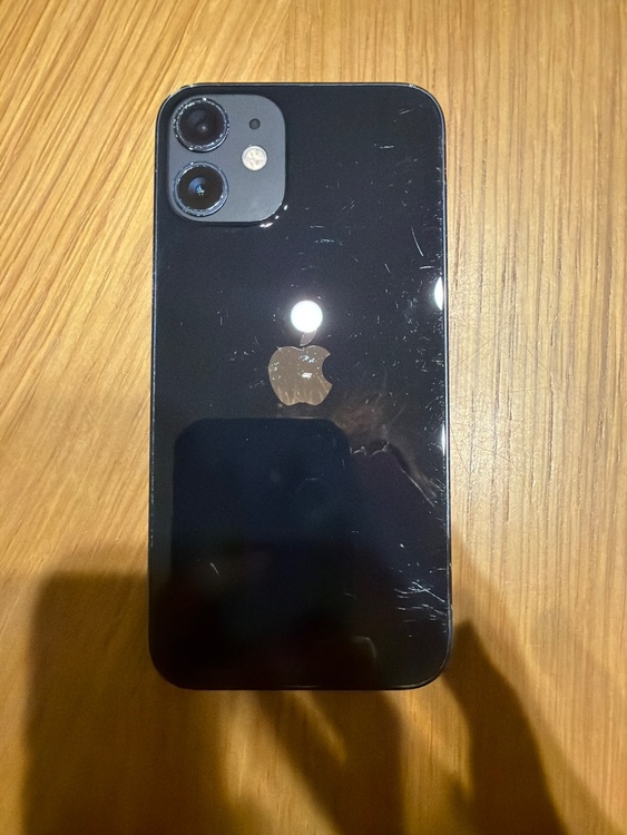 iPhone iPhone 12 mini 64GB SIMフリー（スマホ）の商品画像 - 査定依頼日：2026年5月23日 - 最高査定価格：15,000円