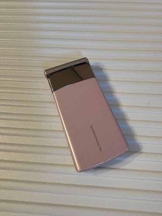 スマートフォン1点ガラケー2点（スマホ）の商品画像 - 査定依頼日：2024年10月12日