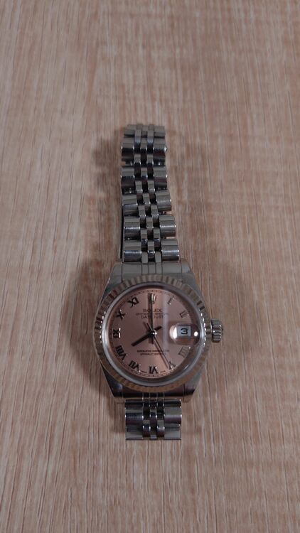 ロレックス デイトナ 79174（高級時計）の商品画像 - 査定依頼日：2025年12月3日 - 最高査定価格：720,000円