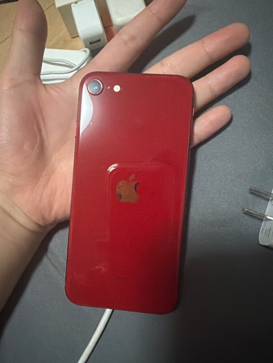 iPhone iPhone SE (第 3 世代) 64GB SIMフリー（スマホ）の商品画像 - 査定依頼日：2026年9月19日 - 最高査定価格：14,000円