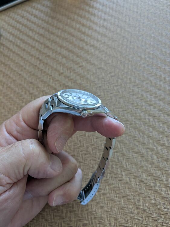 ロレックス パーペチュアルデイト 😗15210（高級時計）の商品画像 - 査定依頼日：2025年7月30日 - 最高査定価格：610,000円