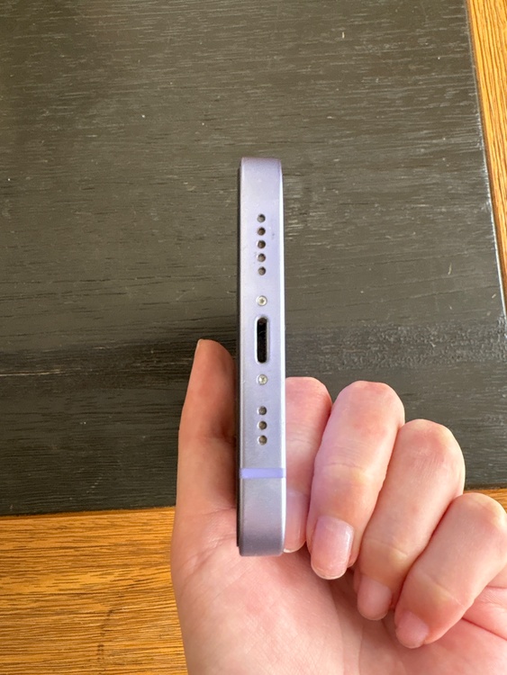 iPhone 12 128GB au（スマホ）の商品画像 - 査定依頼日：2026年2月16日 - 最高査定価格：24,000円