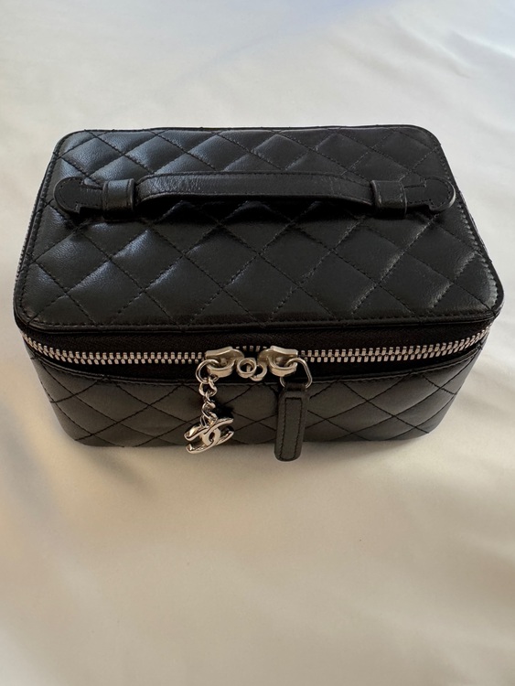 シャネル シャネル(その他) （ブランドバッグ）の商品画像 - 査定依頼日：2025年11月30日 - 最高査定価格：160,000円