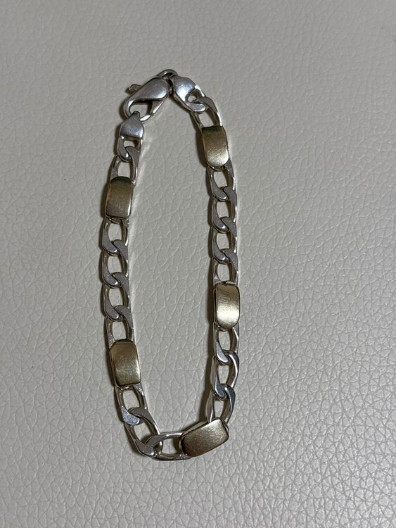 ティファニーブレスレット（金・貴金属）の商品画像 - 査定依頼日：2025年1月30日 - 最高査定価格：40,000円