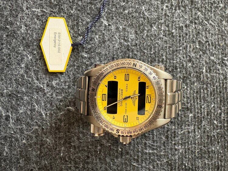 ブライトリング エマージェンシー （高級時計）の商品画像 - 査定依頼日：2025年2月23日 - 最高査定価格：150,000円