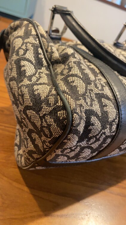 ディオール  （ブランドバッグ）の商品画像 - 査定依頼日：2025年3月4日 - 最高査定価格：60,000円