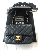 ミニマトラッセチェーンショルダー（ブランドバッグ）の商品画像 - 査定依頼日：2025年3月28日 - 最高査定価格：500,000円