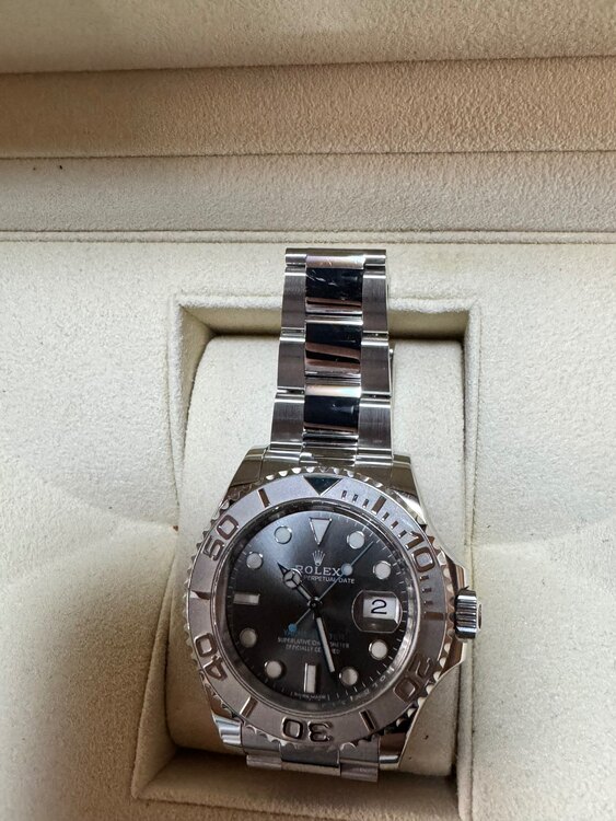 ロレックス ヨットマスター 11662（高級時計）の商品画像 - 査定依頼日：2024年12月17日 - 最高査定価格：1,770,000円