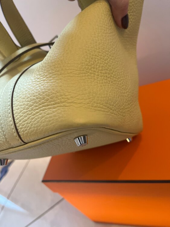 ピコタンpm（ブランドバッグ）の商品画像 - 査定依頼日：2025年3月5日 - 最高査定価格：500,000円