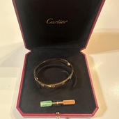 カルティエ　ラブブレス（金・貴金属）の商品画像 - 査定依頼日：2026年2月3日 - 最高査定価格：650,000円