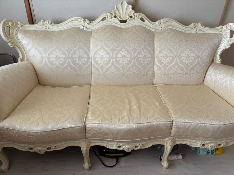 saltarelli（家具・寝具）の商品画像 - 査定依頼日：2025年5月4日 - 最高査定価格：25,000円