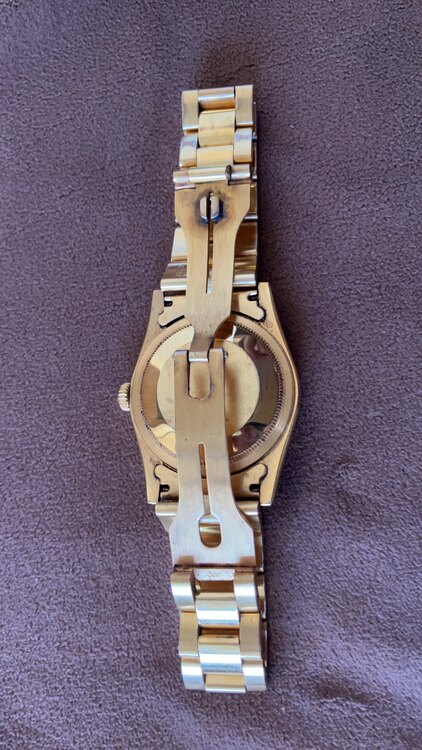 ロレックス デイデイト （高級時計）の商品画像 - 査定依頼日：2025年1月4日 - 最高査定価格：2,500,000円