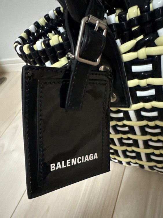 バレンシアガ  （ブランドバッグ）の商品画像 - 査定依頼日：2025年11月8日 - 最高査定価格：60,000円