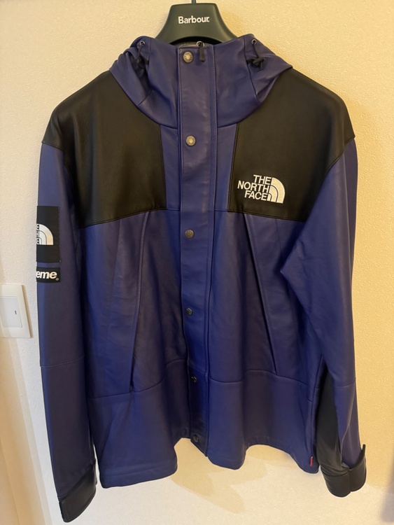 Supreme THE NORTH FACE 18AW Leather Moun（古着・ファッション）の商品画像 - 査定依頼日：2025年12月10日 - 最高査定価格：50,000円