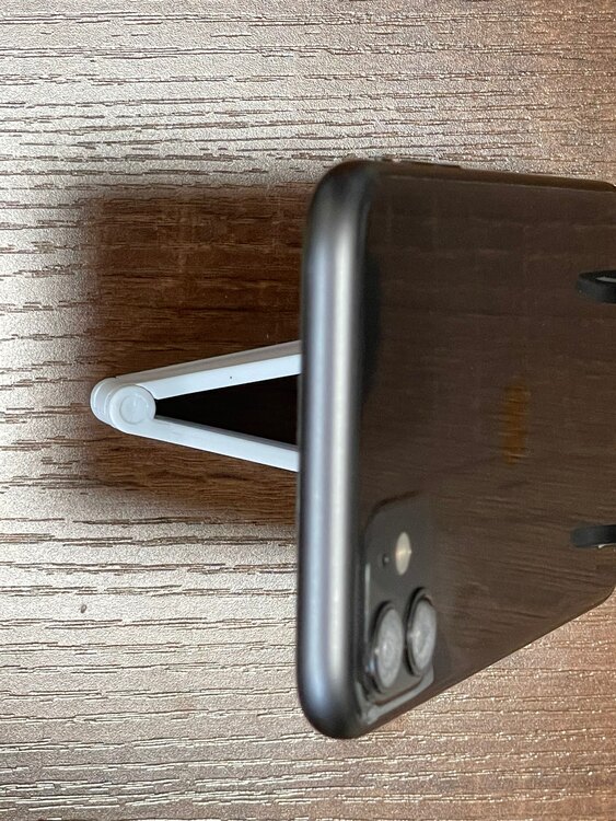 iPhone11 64GB SIMフリー（スマホ）の商品画像 - 査定依頼日：2025年3月26日 - 最高査定価格：23,000円