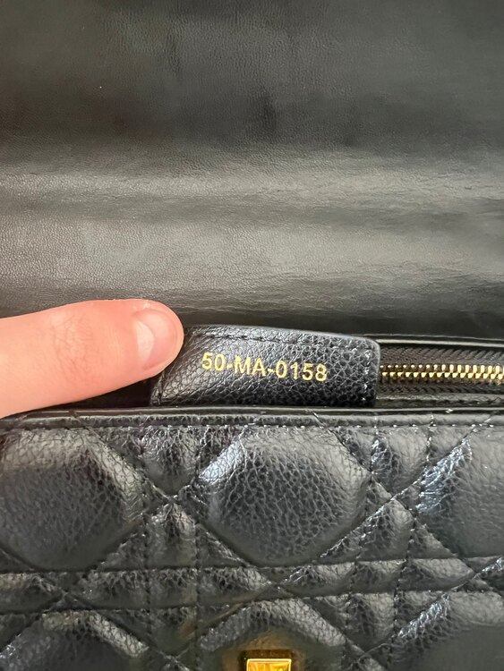 ディオール  （ブランドバッグ）の商品画像 - 査定依頼日：2025年2月21日 - 最高査定価格：250,000円