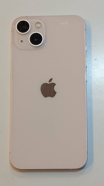 iPhone13（スマホ）の商品画像 - 査定依頼日：2026年1月11日 - 最高査定価格：36,000円