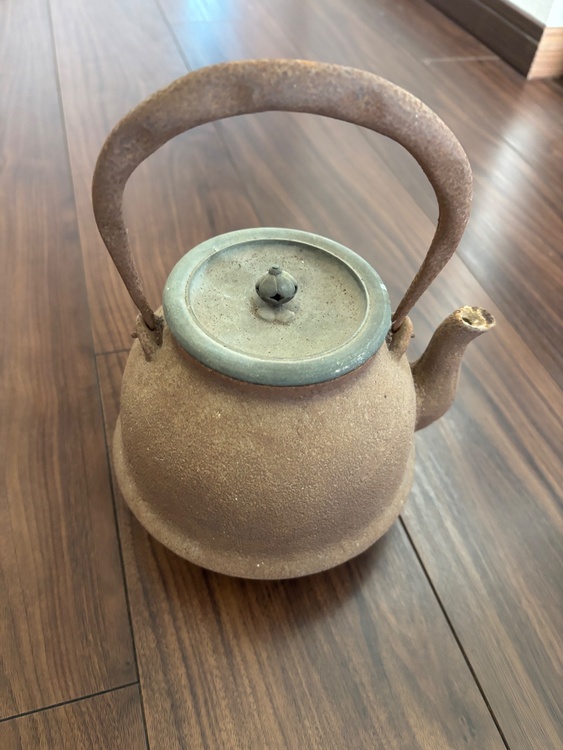 鉄瓶（美術品・骨董品）の商品画像 - 査定依頼日：2026年7月10日 - 最高査定価格：3,000円