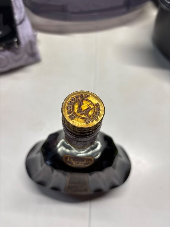 ブランデー ヘネシー （お酒）の商品画像 - 査定依頼日：2026年5月6日 - 最高査定価格：62,000円