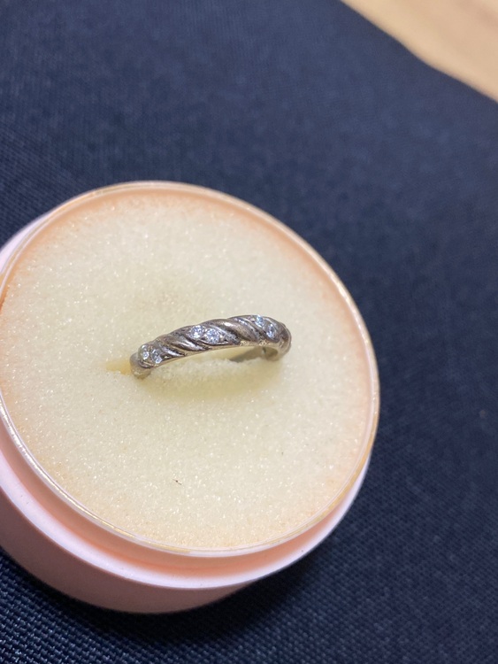 結婚指輪（宝石）の商品画像 - 査定依頼日：2025年10月1日 - 最高査定価格：40,000円